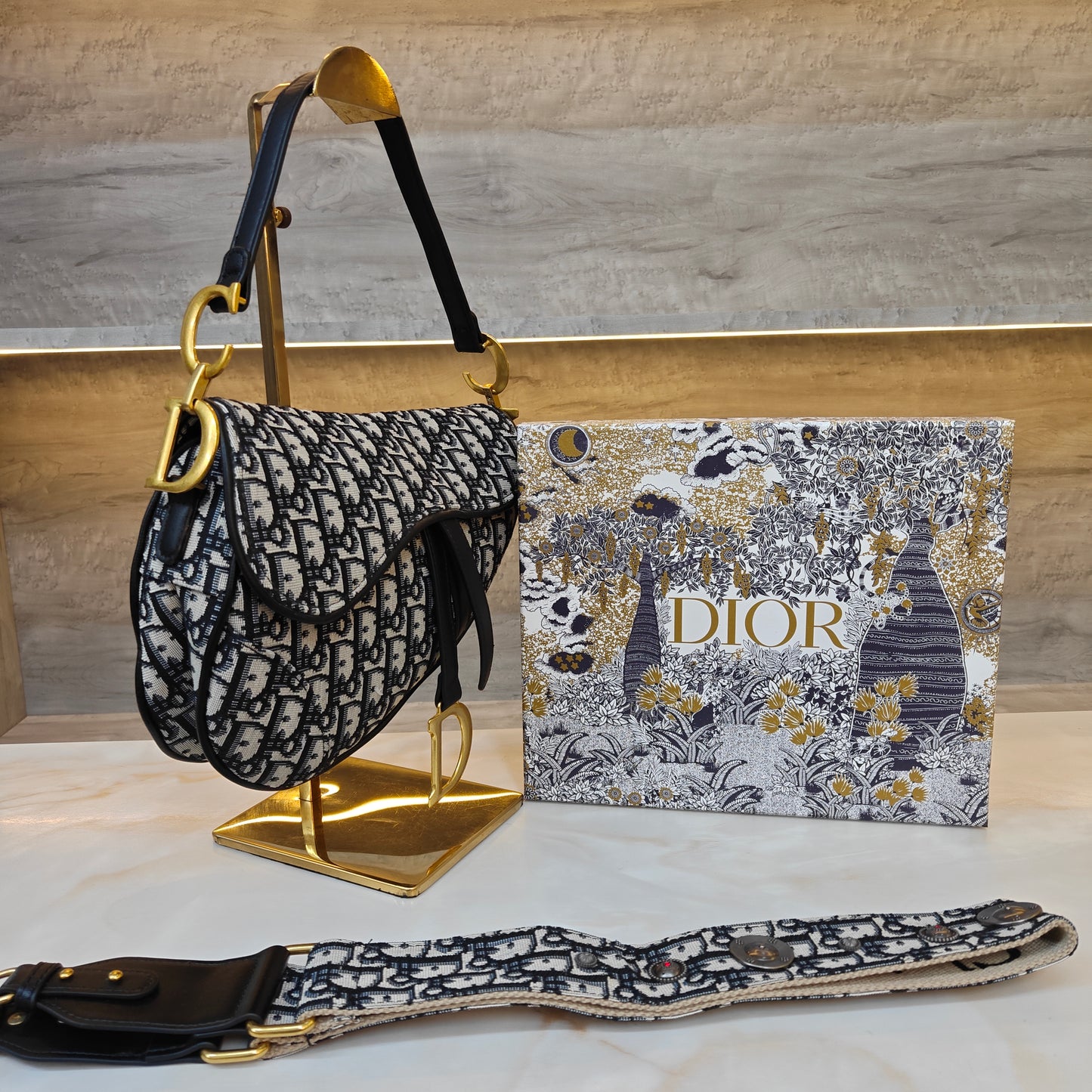 CD - Saddle Bag (Designer Black)
