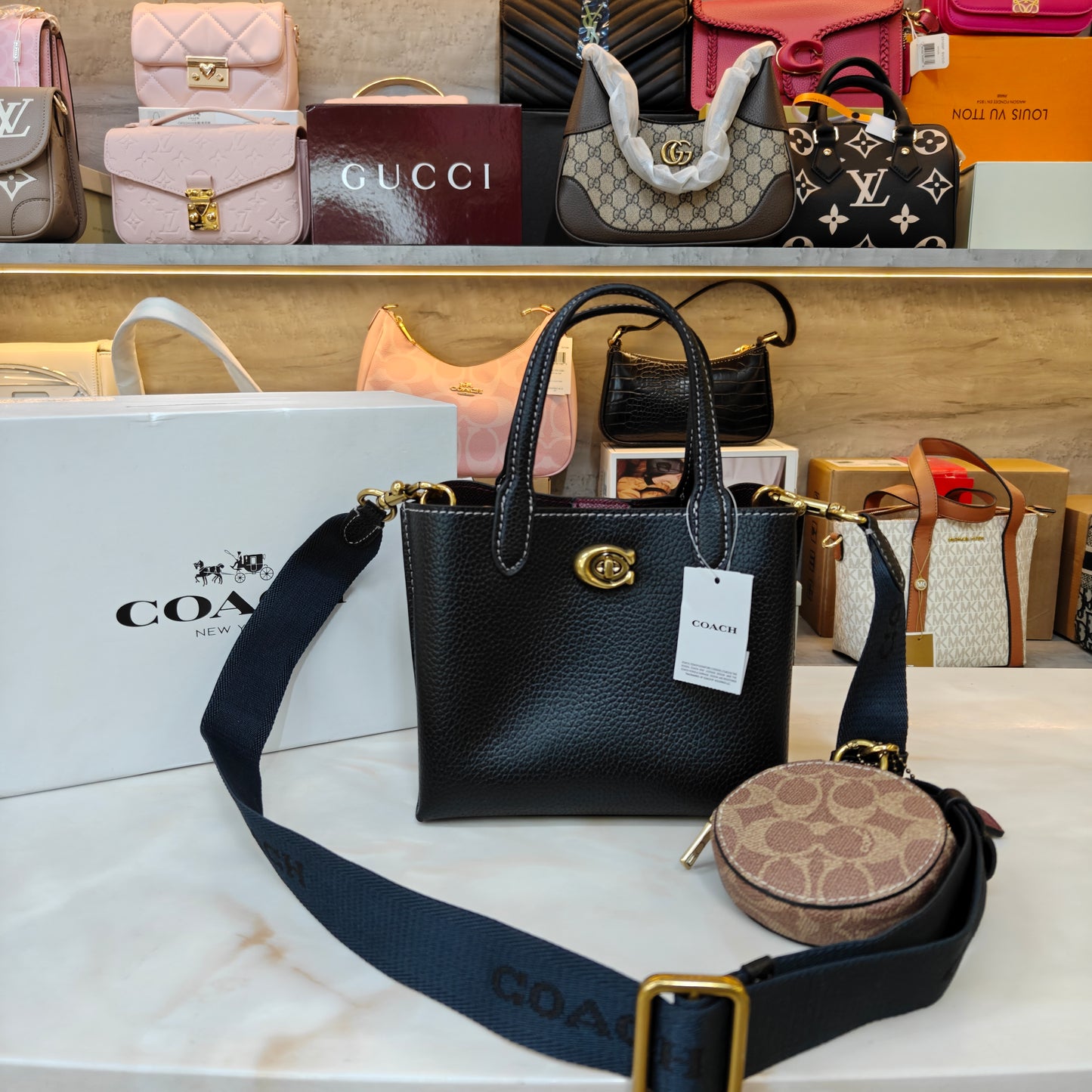 CH Willow 18 Satchel (Ultra Premium) - Black