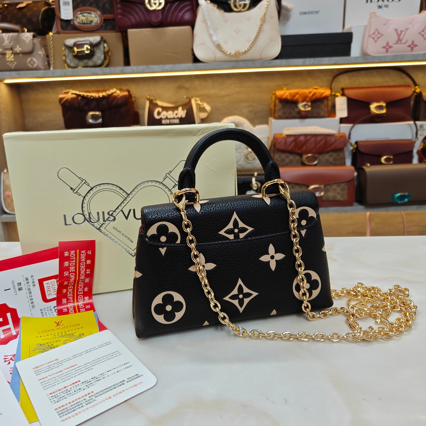 LV Nano - Black (Ultra Premium)