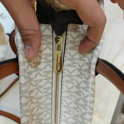 Mk Mirella Tote - Tan White
